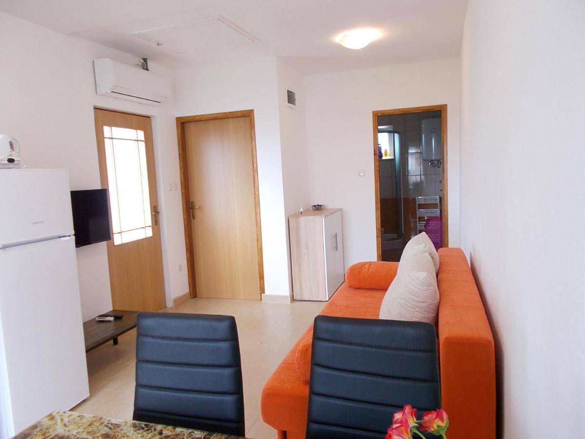 Apartment Oreskovic Krk Town Eksteriør billede