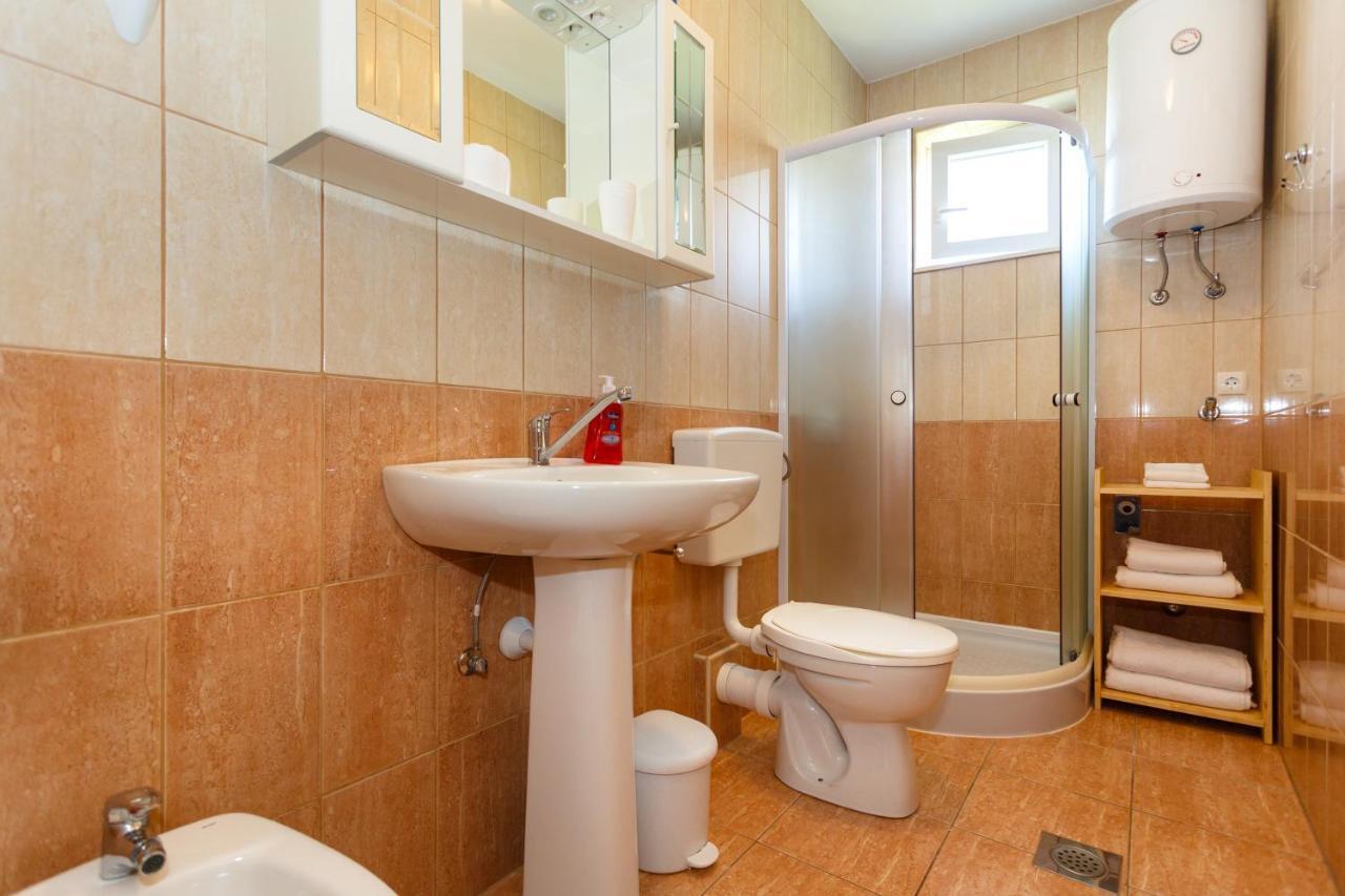 Apartment Oreskovic Krk Town Eksteriør billede