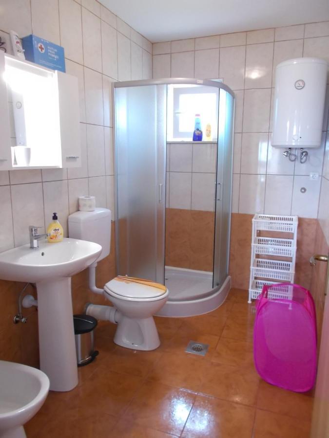 Apartment Oreskovic Krk Town Eksteriør billede