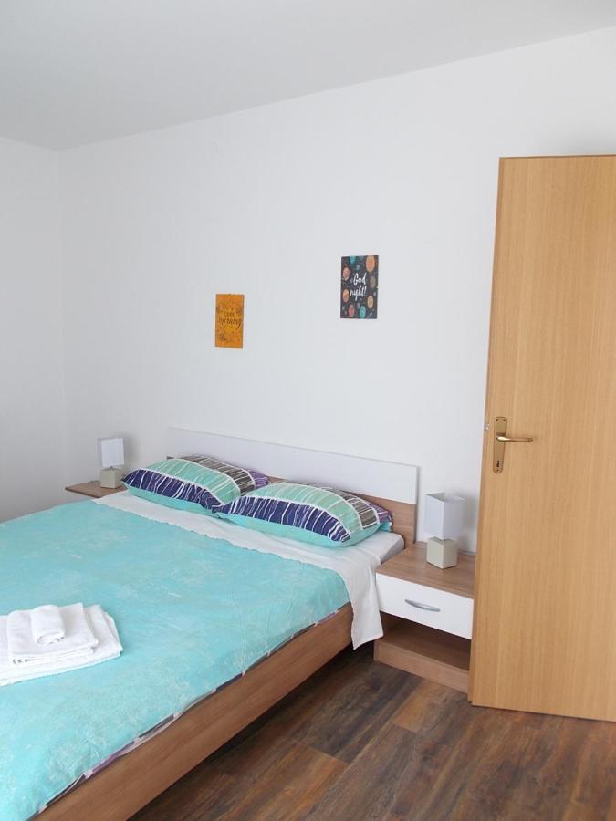 Apartment Oreskovic Krk Town Eksteriør billede